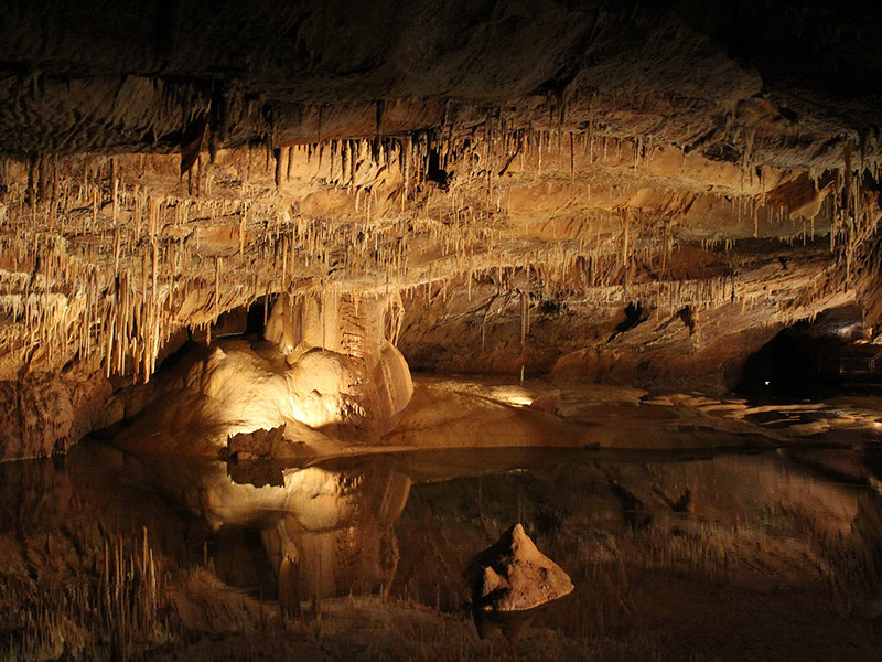 Visitez la région - Grottes de Lacave